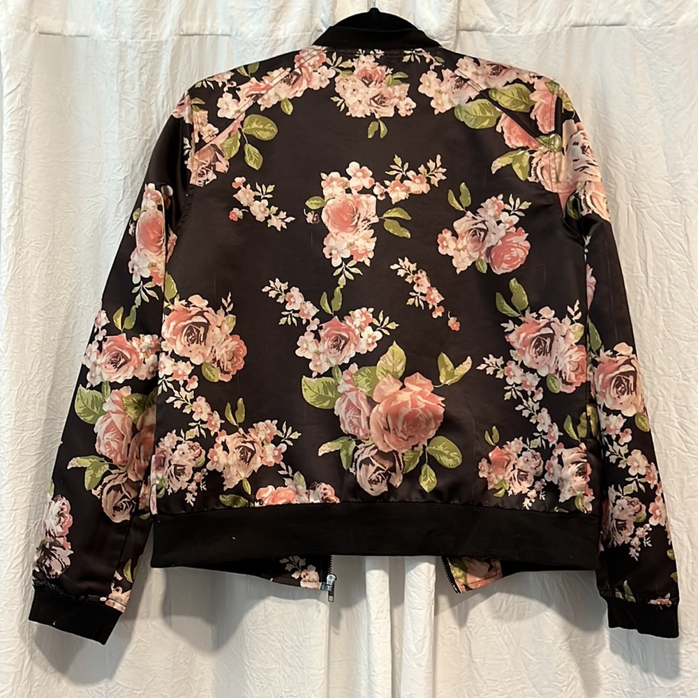 Jacket - Picture 2 of 3